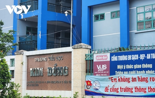 Kỷ luật hiệu trưởng một trường tiểu học ở TP Hồ Chí Minh